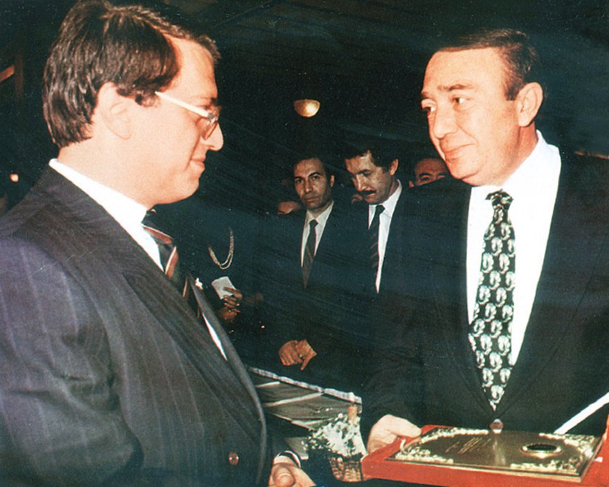 Türker İnanoğlu, eski Başbakan Mesut Yılmaz ile birlikte...