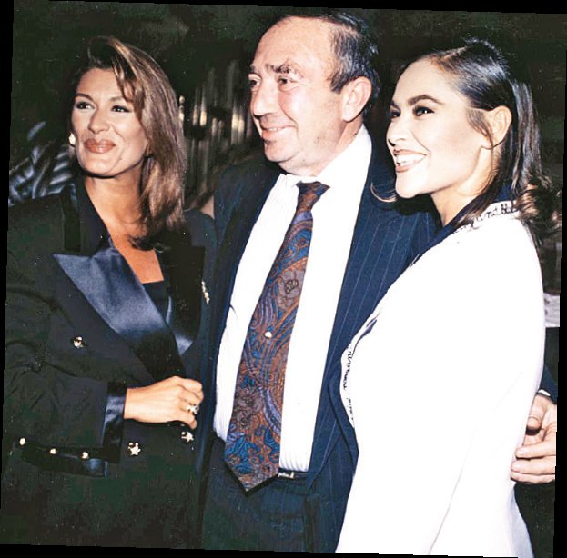 Türker İnanoğlu, Gülşen Bubikoğlu ve Hülya Avşar ile birlikte...