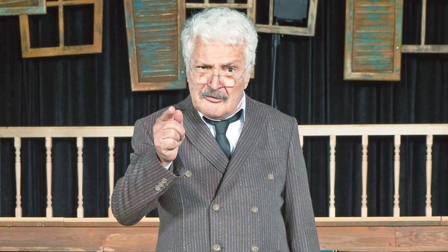 Tiyatro sorguladığı için siyasetçilerin hoşuna gitmiyor