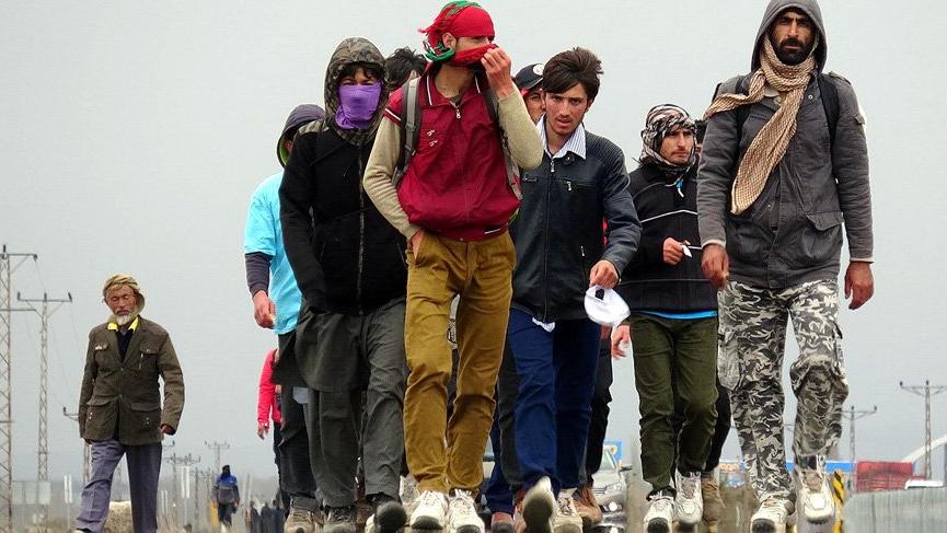 Afgan göçmenler akın akın Türkiye'ye geliyor… Sayıları neden bir anda arttı? - Son dakika dünya haberleri