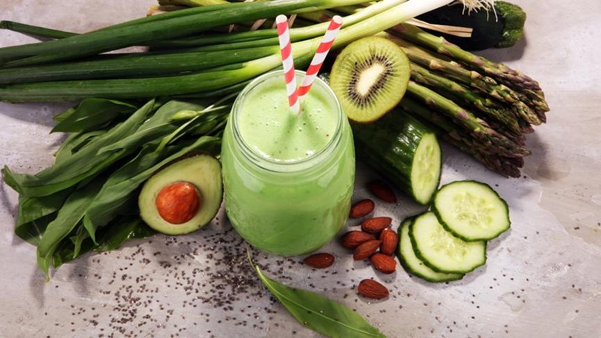 Diyet smoothie tarifi: Hem serin hem hafif avokadolu diyen smoothie