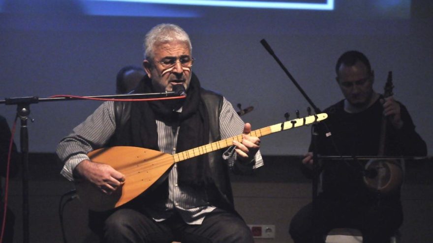Esat Kabaklı kimdir? Ünlü sanatçı kaç yaşında, nereli?