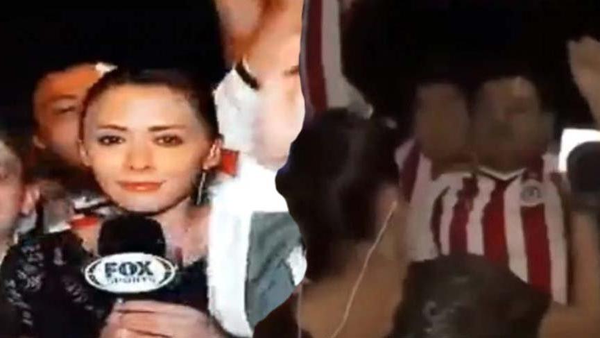 Canlı yayında kadın muhabiri taciz ettiler. Utanç anları kameralara anbean yansıdı