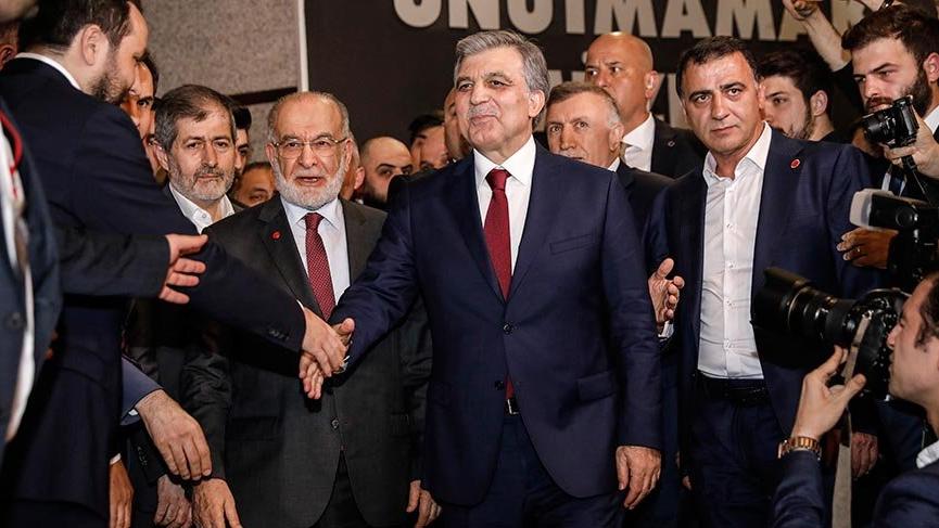 Son dakika: GÃ¼l ve KaramollaoÄlu salona birlikte geldi