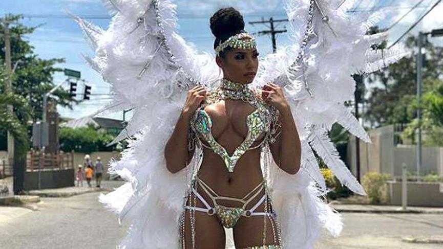 Usain Bolt’un kız arkadaşı Victoria Secret modeli gibi…