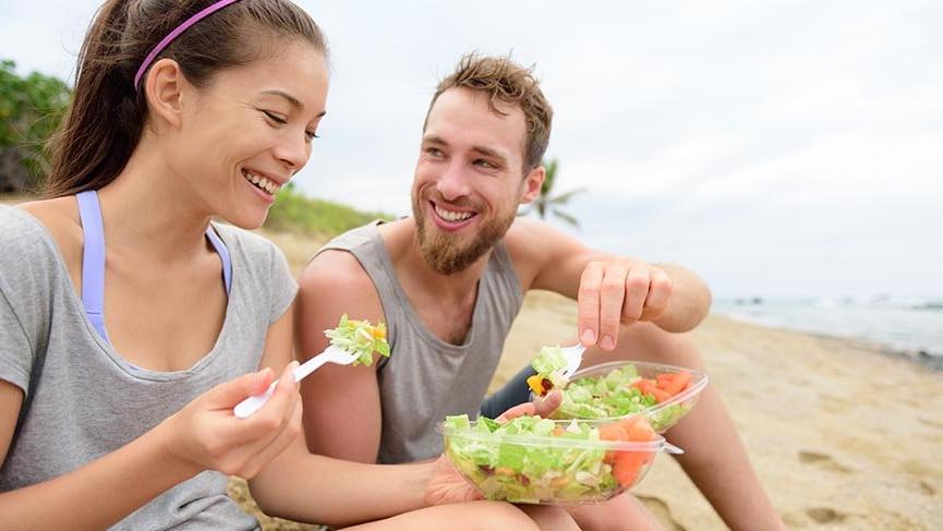 Veganlar için tatilde hayatta kalma rehberi
