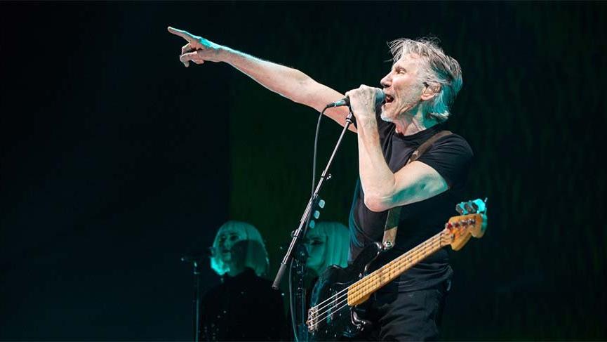 Roger Waters’dan Beyaz Miğferler’e tepki