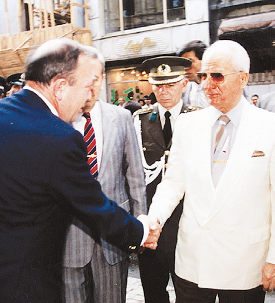Türker İnanoğlu, Kenan Evren ile birlikte...
