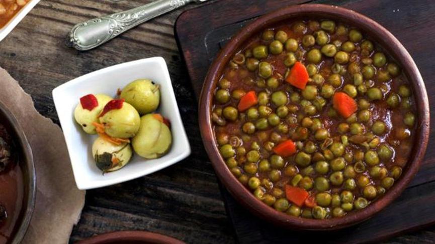 Havuclu Patatesli Bezelye Yemegi Nasil Yapilir Iste Sebzeli Bezelye Yemegi Yapilisi Ve Kalori Miktari Yemek Tarifleri