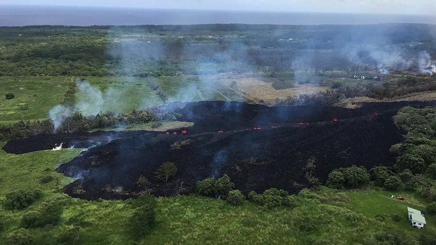 Kilauea Volkanı lav püskürtmeye devam ediyor