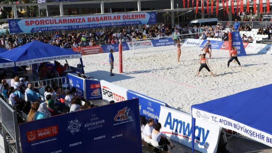 AKPâli vekilden plaj voleybolu tepkisi: Ramazan ayÄ± geldi cami var, baÅka yerde oynasÄ±nlar