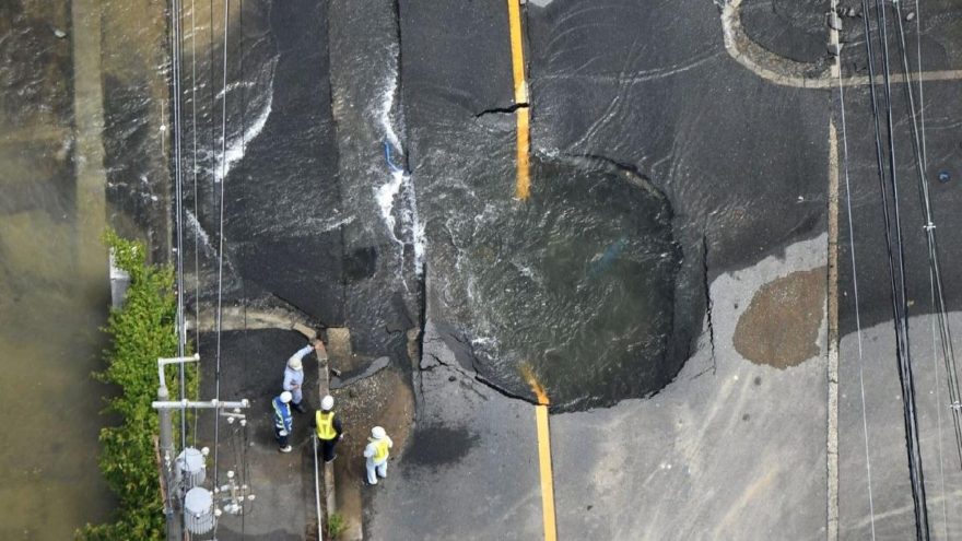 Japonyaâda deprem: Ãok sayıda ölü ve yaralı var