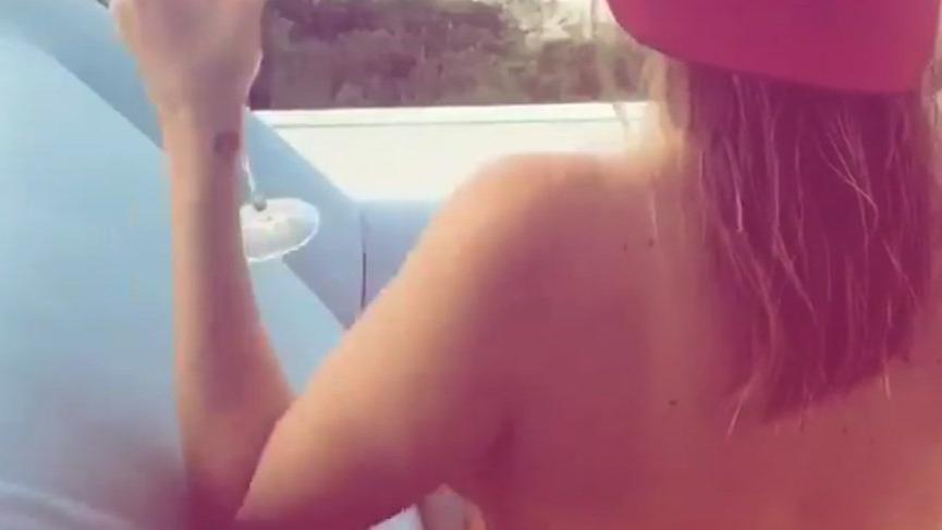 Kate Upton’dan çırılçıplak doğum günü teşekkürü