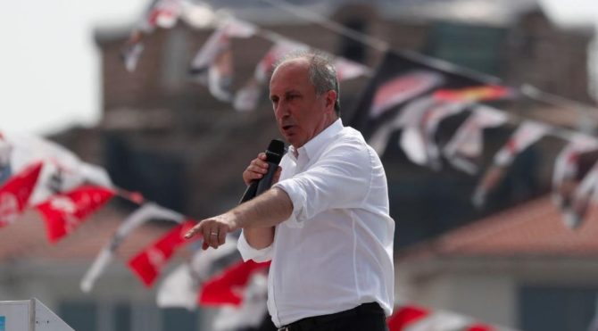 Daily Telegraph Kamyon şoförünün oğlu Erdoğan karşıtı muhalefeti ateşliyor