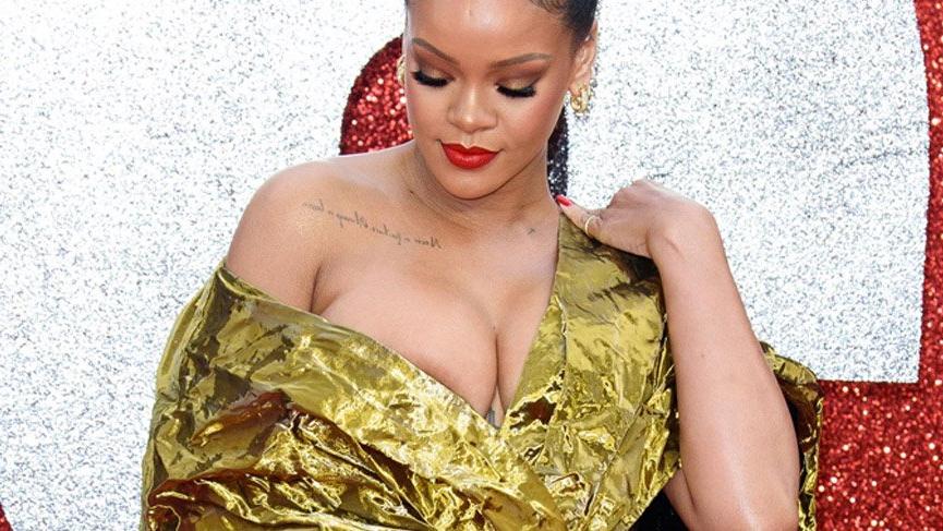 Rihanna Ocean’s 8 filminin galasında giydiği kıyafetle sosyal medyanın diline düştü