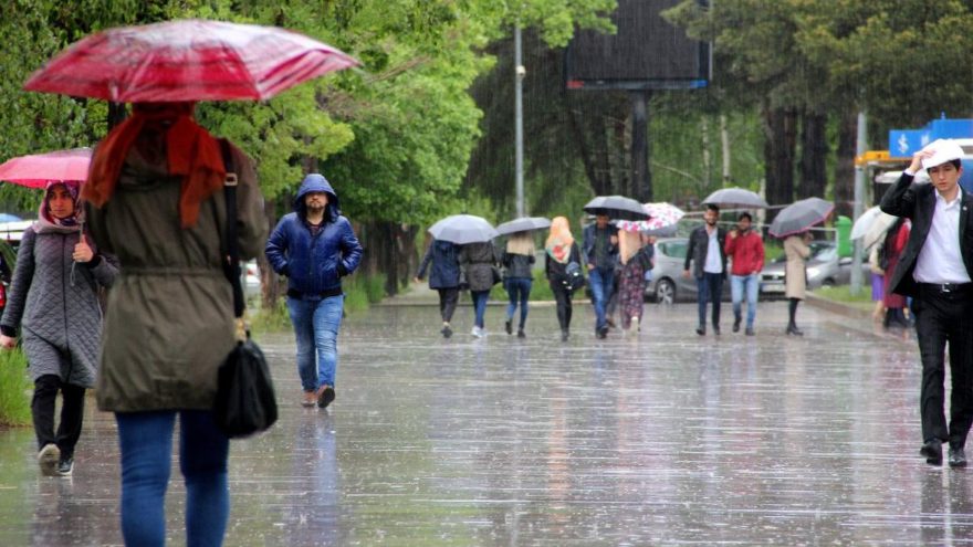 Meteoroloji'den hava durumu açıklaması: İstanbul'a acil ...