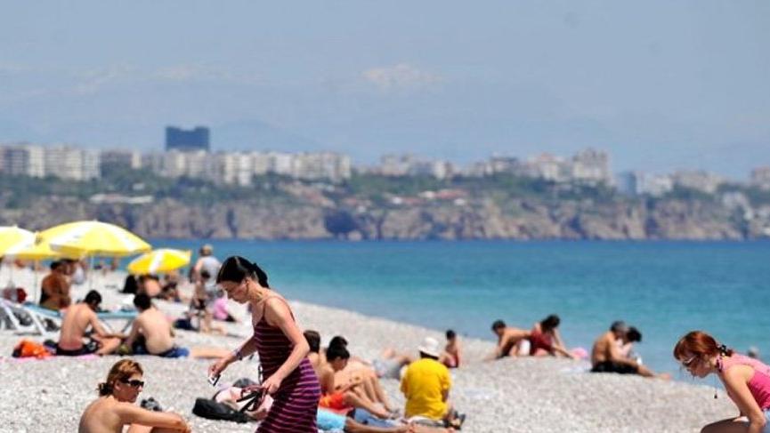 Turizmin başkenti Antalya yılın en yüksek sıcaklığını hissedecek