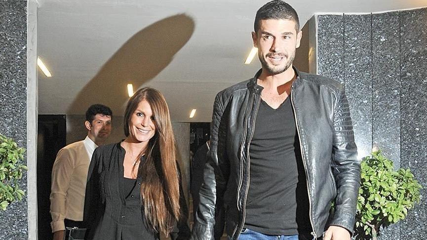 Berk Oktay’ın özel fotoğraflarını sızdırdığı açıklanan eşi Merve Şarapçıoğlu kendini savundu
