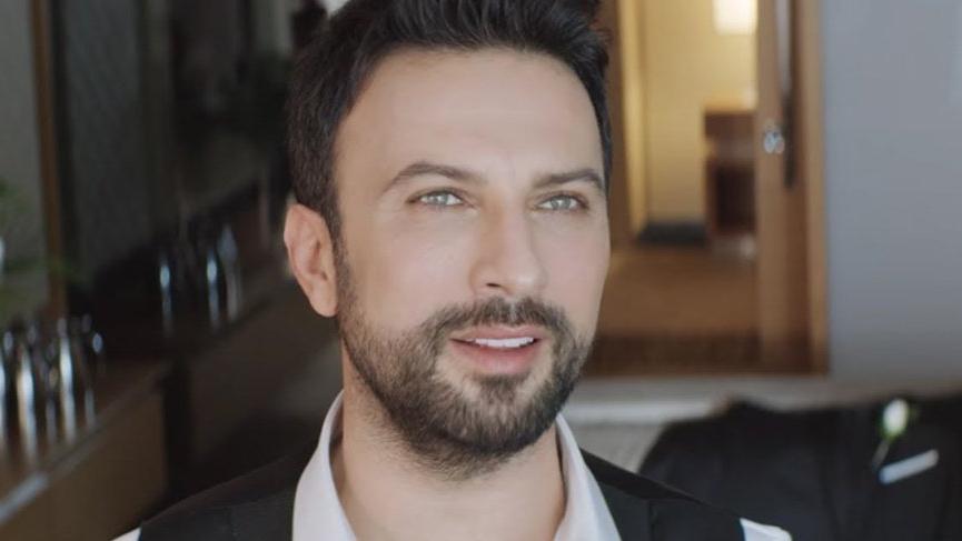 Tarkan’dan mega jest