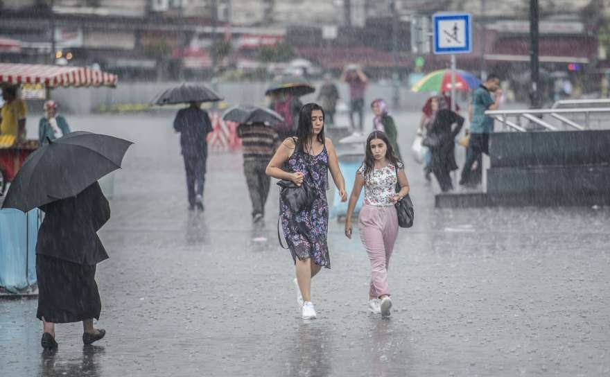   Istanbul-rain-photo-iHA-DHA-9 