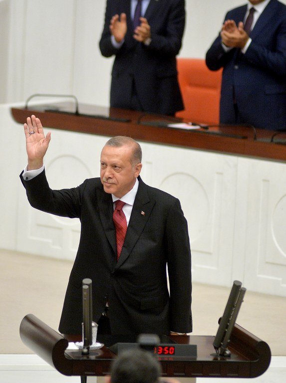 Cumhurbaşkanlığı sistemine geçtikten sonra Recep Tayyip Erdoğan'ın yemin töreninden, Anıtkabir ziyaretine ve sarayda verdiği yemekten, kabinesini açıkladığı o anlara kadar bütün bir gün...