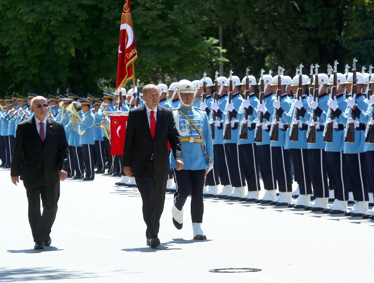   Zacharie Albayrak (Spokesperson) 