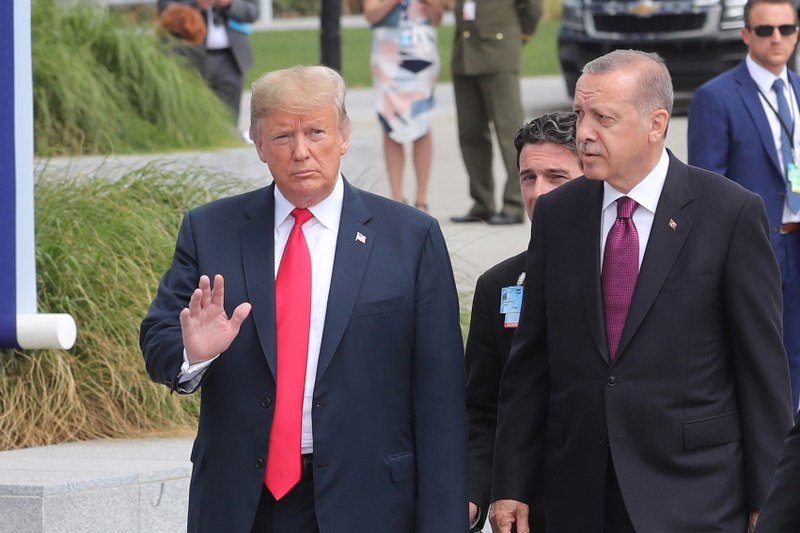 ABD Başkanı Trump ve Cumhurbaşkanı Erdoğan arasındaki yakınlık dikkat çekti.