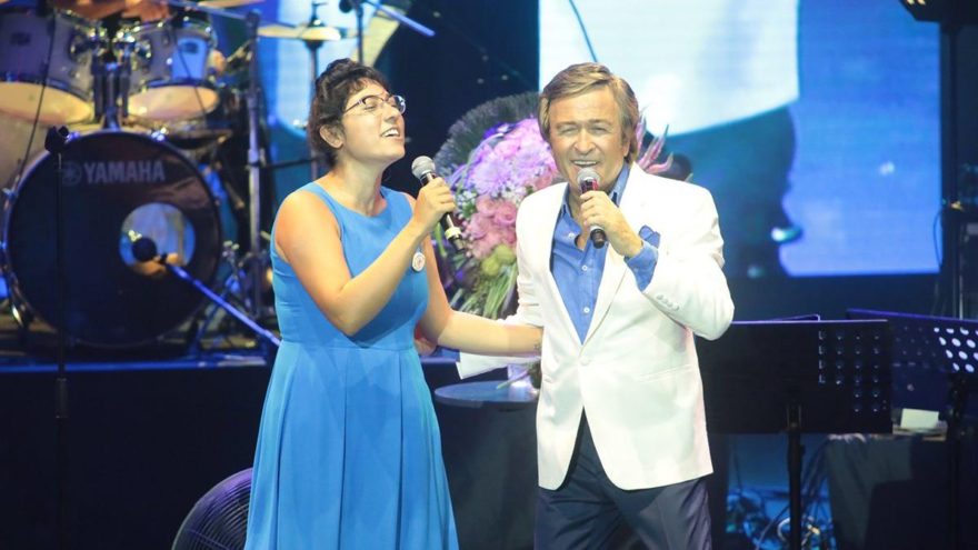 Erol Evgin ile Kalben aynı sahnede