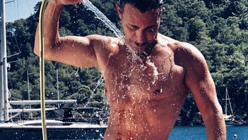‘Cem Yılmaz’a en güzel cevap Mustiden’