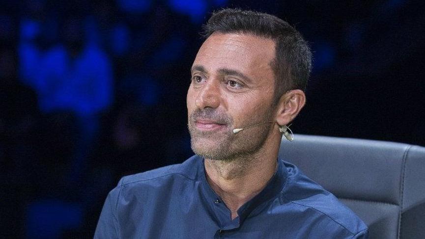 Mustafa Sandal’dan yıllar sonra gelen itiraf: Sınıfın en güzel kızını…