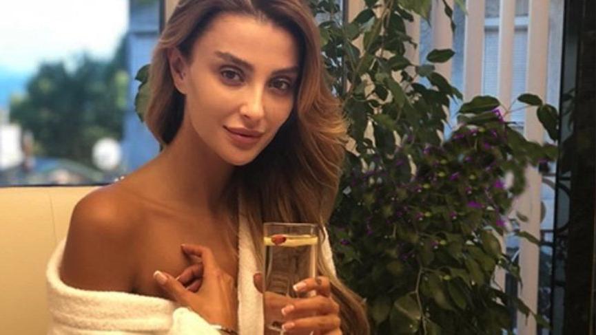 Özge’den ‘Yüzün neden beyaz’ sorularına toplu yanıt
