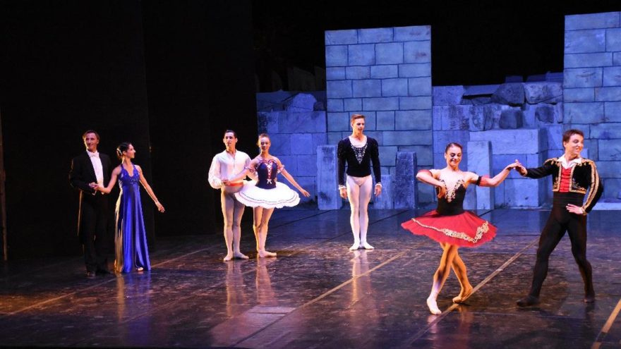 Viyana Devlet Opera Balesi Birliği, Bodrum Antik Tiyatro’da gösteri sundu
