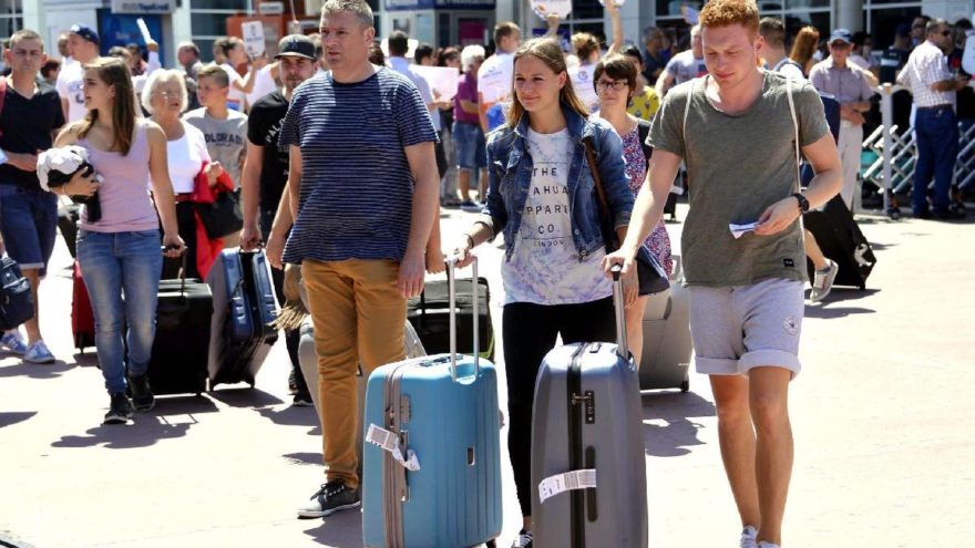 Antalya 8 milyon turisti geçti