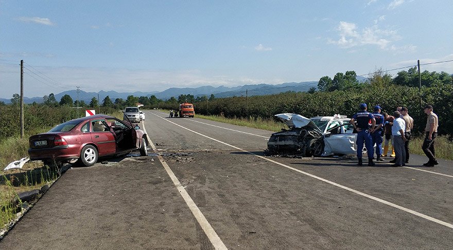 SAMSUN'DA Ä°KÄ° OTOMOBÄ°LÄ°N KAFA KAFAYA ÃARPIÅMASI SONUCU MEYDANA GELEN TRAFÄ°K KAZASINDA 1'Ä° 4 AYLIK BEBEK OLMAK ÃZERE 4 KÄ°ÅÄ° HAYATINI KAYBEDERKEN, 4 KÄ°ÅÄ° DE AÄIR YARALANDI. FOTO:Ä°HA