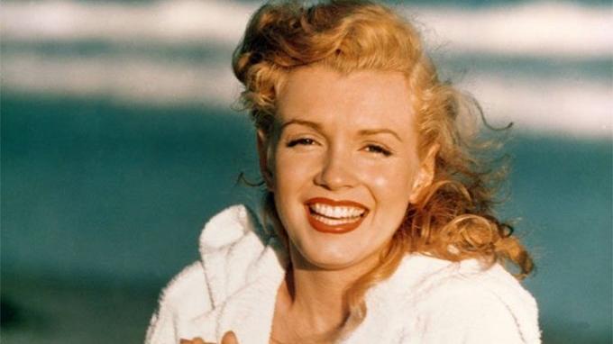 Marilyn Monroe’nun arabası satışa çıkıyor… İşte, fiyatı…