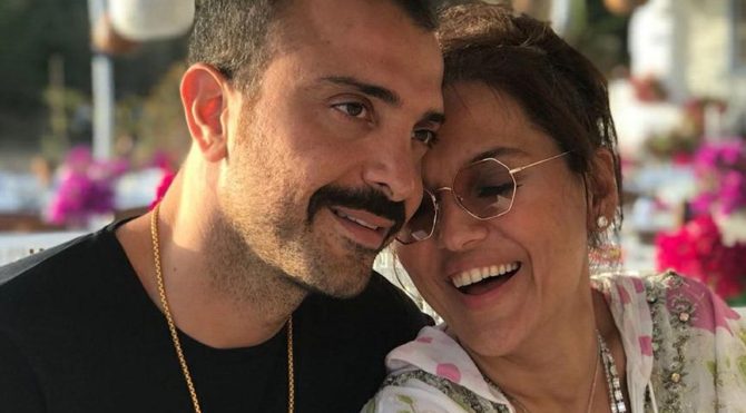 Demet Akalın, Özlem Ada Şahinle buluştu Demet Akalın, Özlem Ada Şahinle buluştu