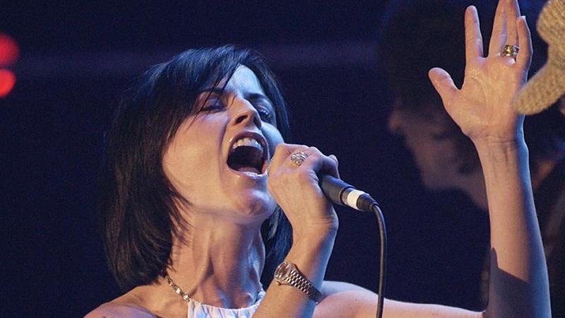 Cranberries’in solisti Dolores O’Riordan’ın ölüm nedeni belli oldu