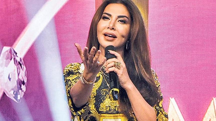 Ebru Yaşar’dan Demet Akalın’a destek