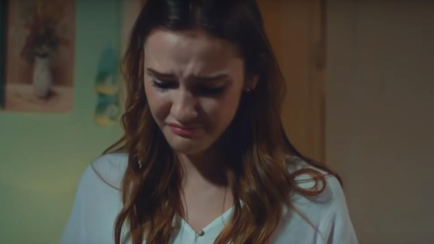 Azra kardeşini bulabilecek mi? Elimi Bırakma 8. yeni bölüm fragmanı yayında! Elimi Bırakma 7. son bölüm izle!
