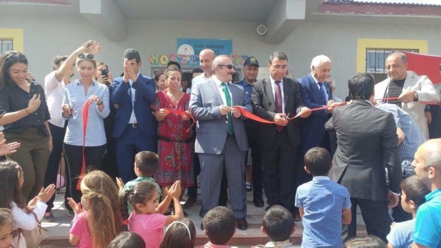 Sarıkamış’ta hayırsever tarafından yapılan okulun açılışı yapıldı
