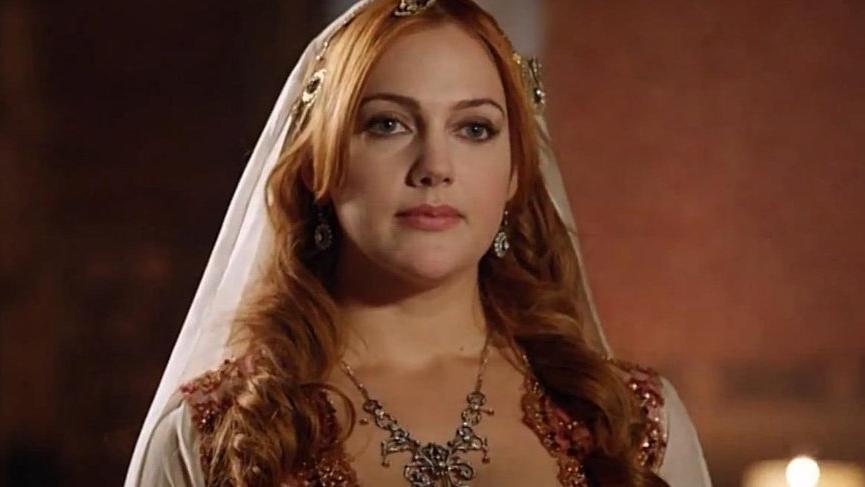 Meryem Uzerli’den canlı performans
