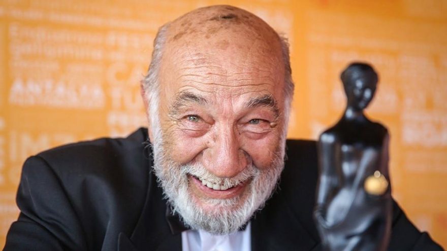Yılmaz Gruda 70’inci sanat yılında, yine sahnede!