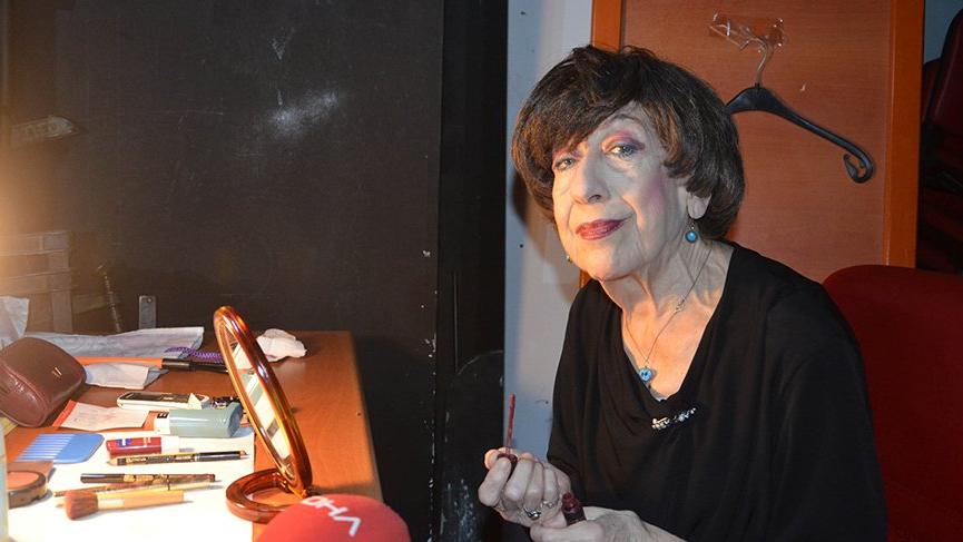Ayşen Gruda: “Cumhuriyet’e sımsıkı yapışın”