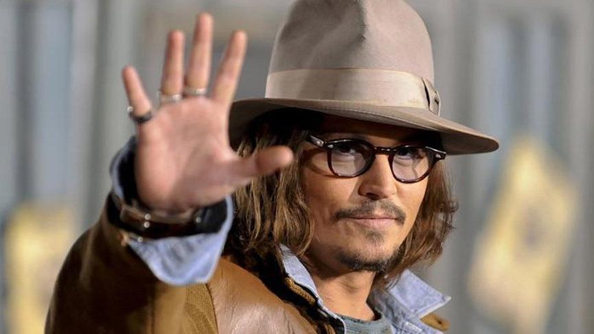 Johnny Depp’e büyük şok!