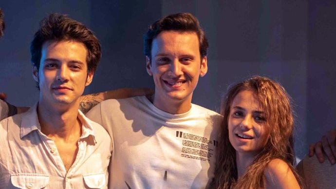 İyi Oyun’da sürpriz konuk! Edis de filmde rol aldı…