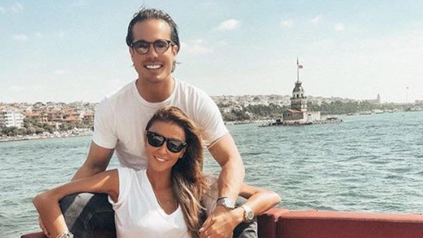Ünlü manken Özge Ulusoy, sevgilisinin doğum gününü İstanbul’da kutladı