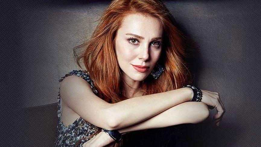 Elçin Sangu’nun yıllar öncesine ait görüntüleri ortaya çıktı