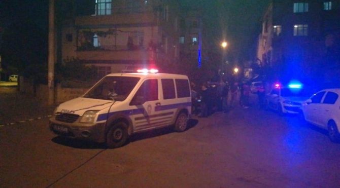 ÖRGÜ YAKALI PONPONLU BEBEK CEPKEN YELEK YAPILIŞI ÖRGÜ YAKALI PONPONLU BEBEK CEPKEN YELEK YAPILIŞI