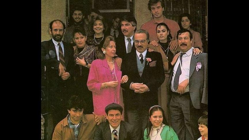 Bizimkiler’in senaryosu Umur Bugay’ın hangi filmindeki karakterlerden oluşturulmuştur? Hadi ipucu sorusu (31 Ekim 20.30)