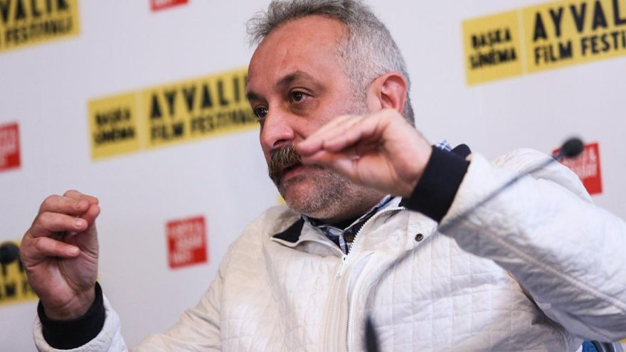 Onur Ünlü: ‘Senelerdir boş yere diyalog yazdığımı fark ettim’